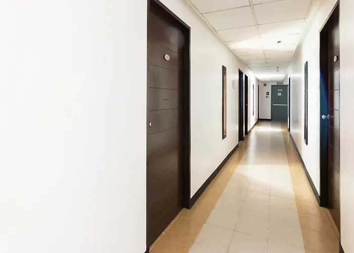 Orange Nest Hotel 3*
